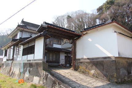 大分県日田市にある梨農園 ひた鳥居原農園 築200年